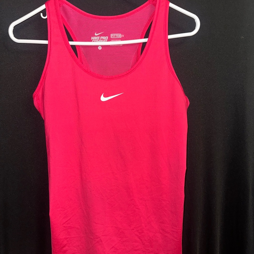 Nike Women's Pink Tank Top